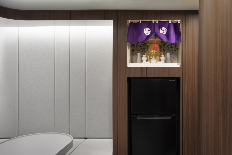 Interior and exterior design for the tuna longliner by nendo