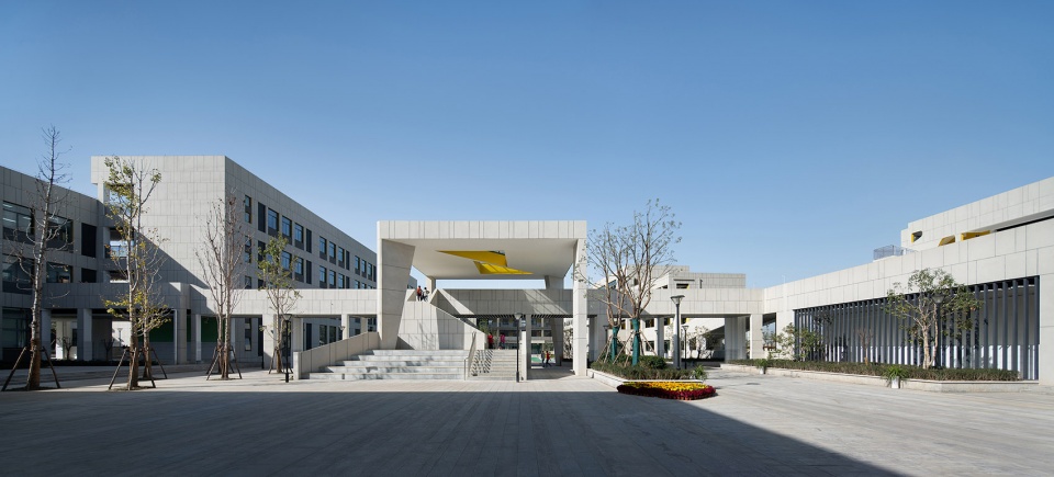 nanjing qixia mountain shibuqiao central school china nanjing bangjian urban architectural group