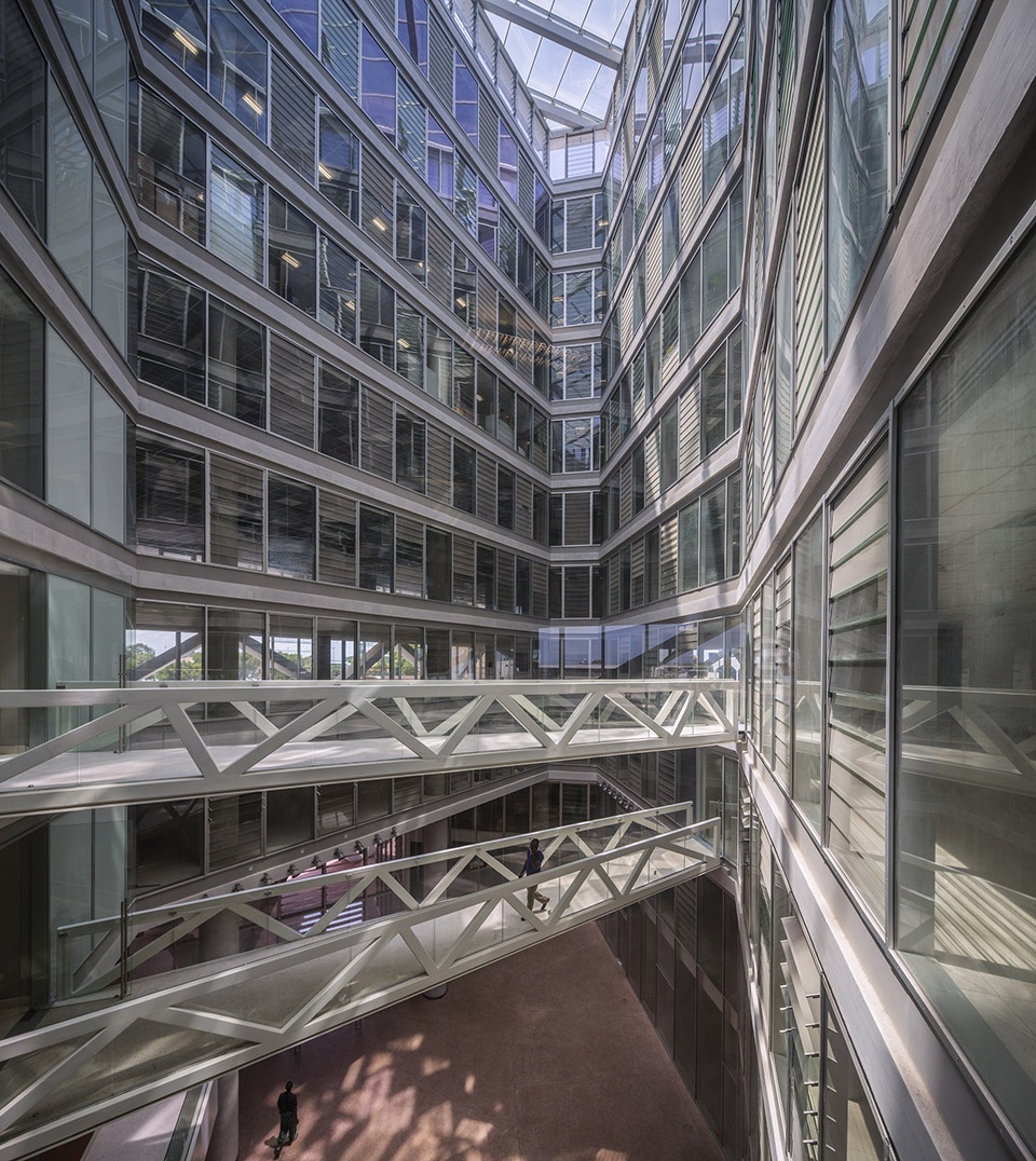 one airport square by mario cucinella architects