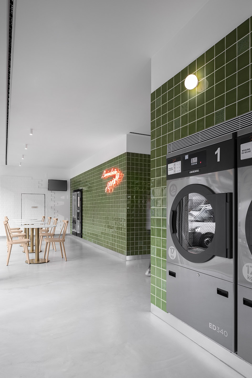 Self Service Laundry by stu.dere + Civiurban - 谷德设计网