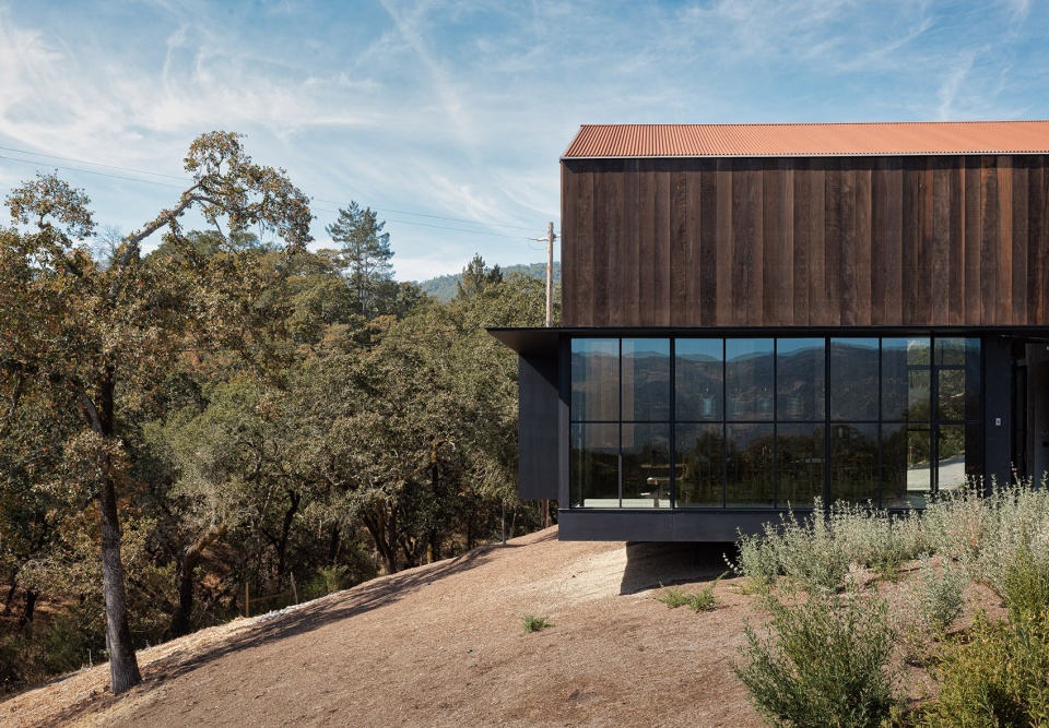 big barn by faulkner architects
