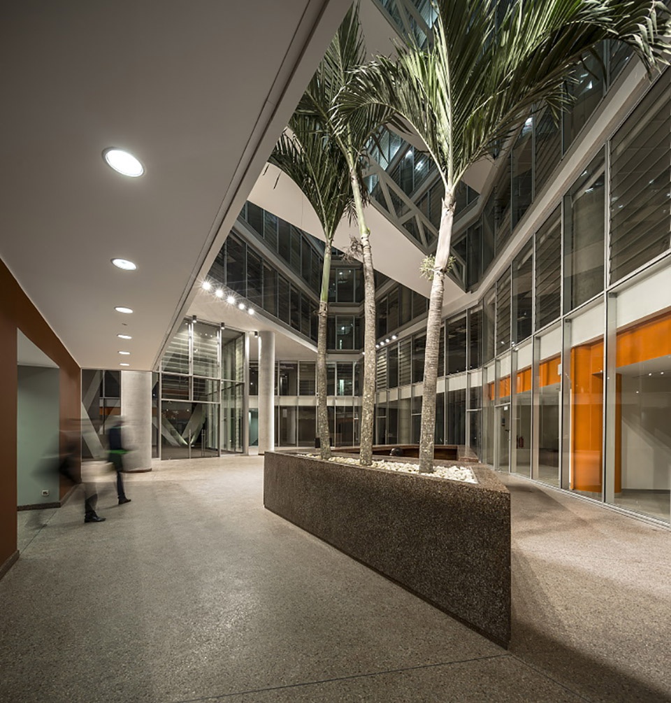 one airport square by mario cucinella architects