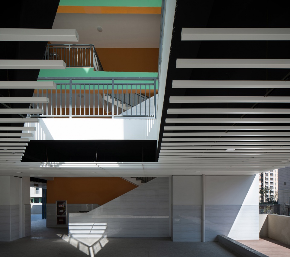 nanjing qixia mountain shibuqiao central school china nanjing bangjian urban architectural group
