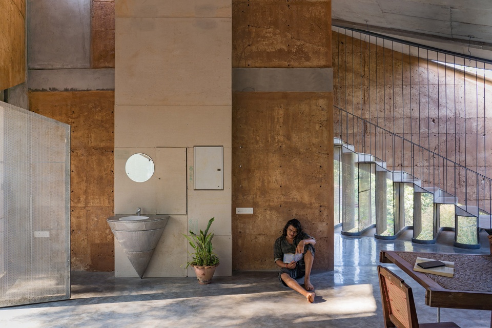 shikhara house by wallmakers