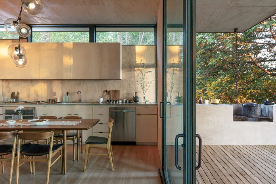 hood cliff retreat by wittman estes architecture landscape
