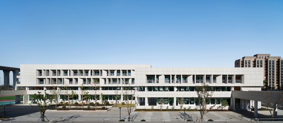 nanjing qixia mountain shibuqiao central school china nanjing bangjian urban architectural group