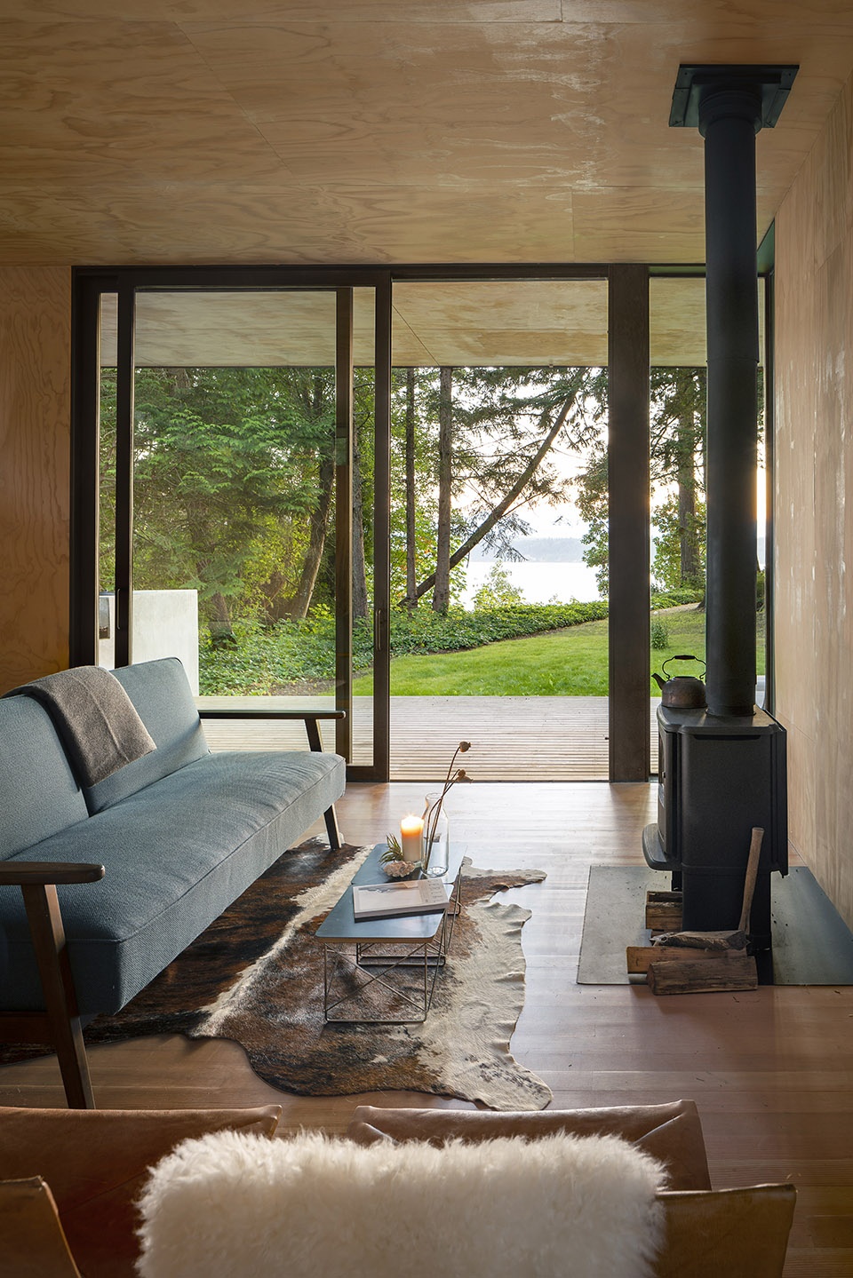 hood cliff retreat by wittman estes architecture landscape