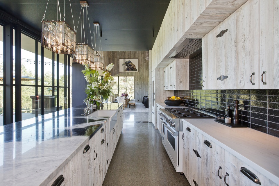 big barn by faulkner architects