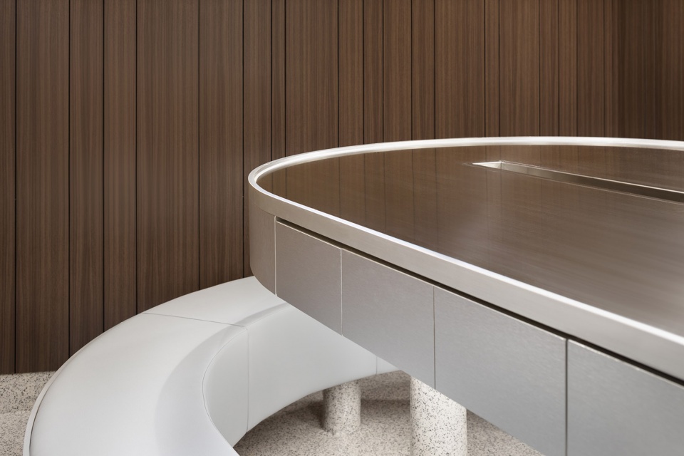 Interior and exterior design for the tuna longliner by nendo