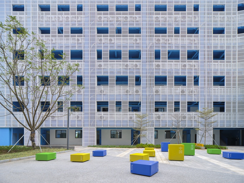 jinlong prefab school shenzhen china by crossboundaries