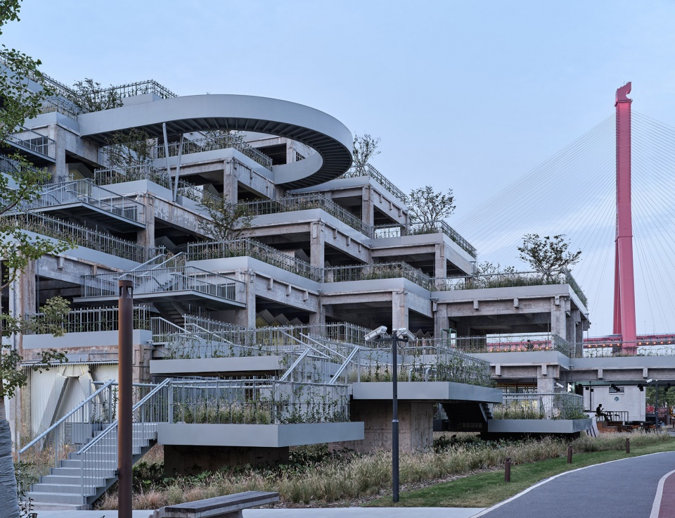 绿之丘–上海杨浦区杨树浦路1500号改造同济原作设计工作室