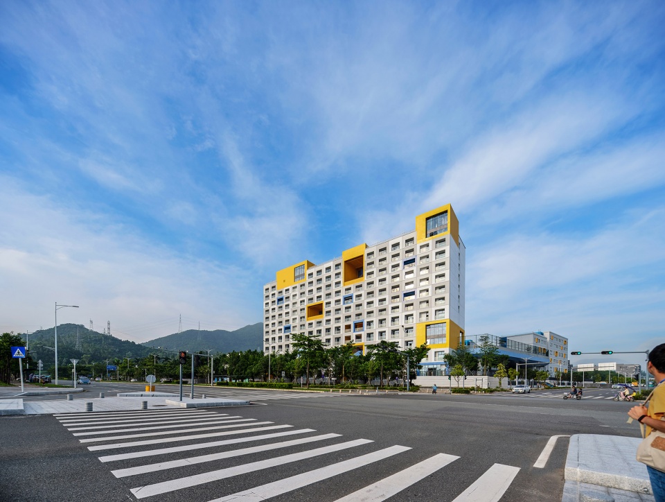 jinlong prefab school shenzhen china by crossboundaries