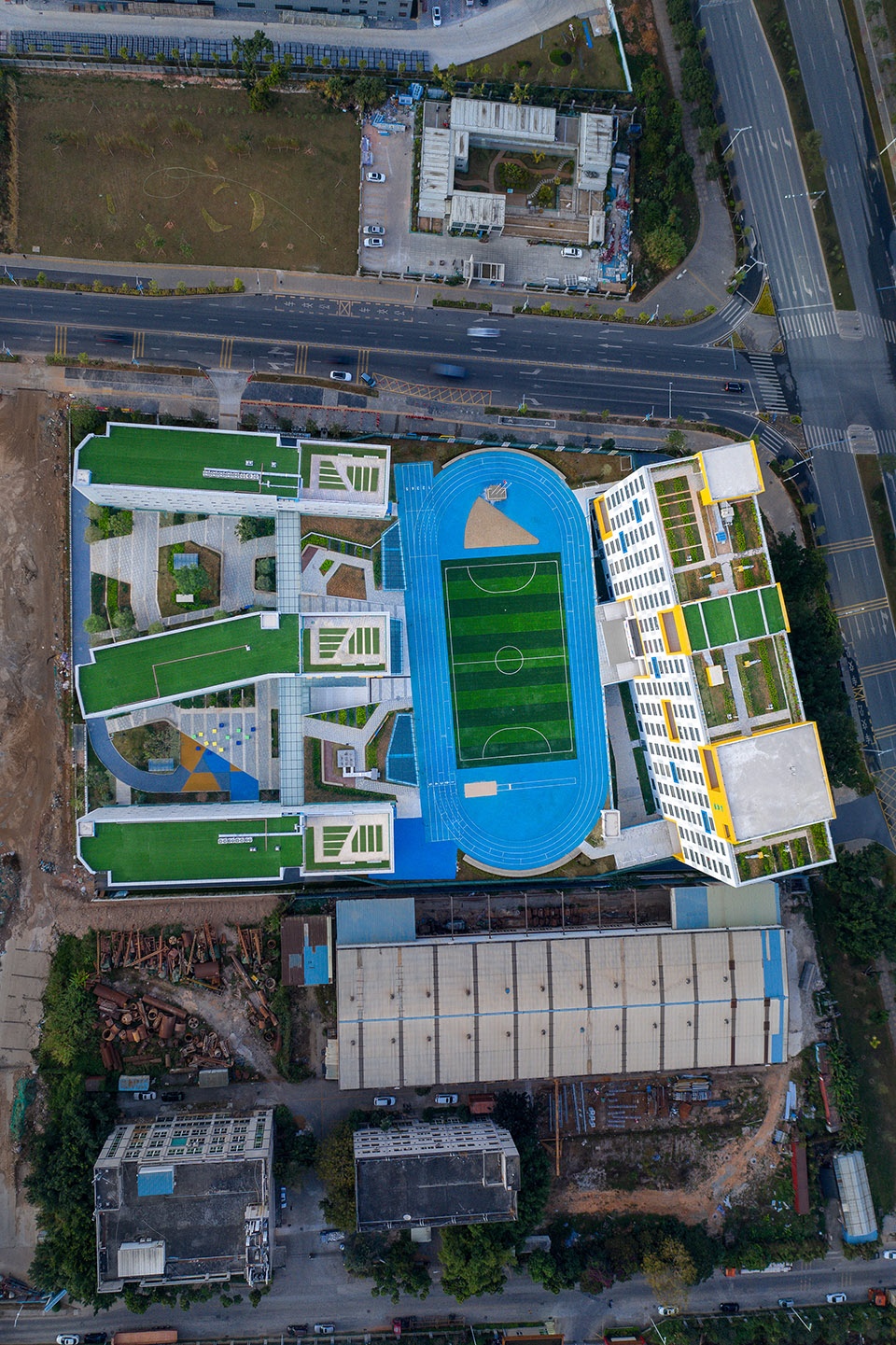 jinlong prefab school shenzhen china by crossboundaries