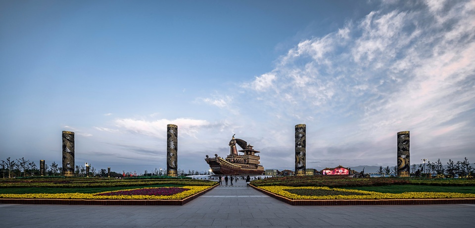 Yunhan Plaza China Northwest Architecture Institute