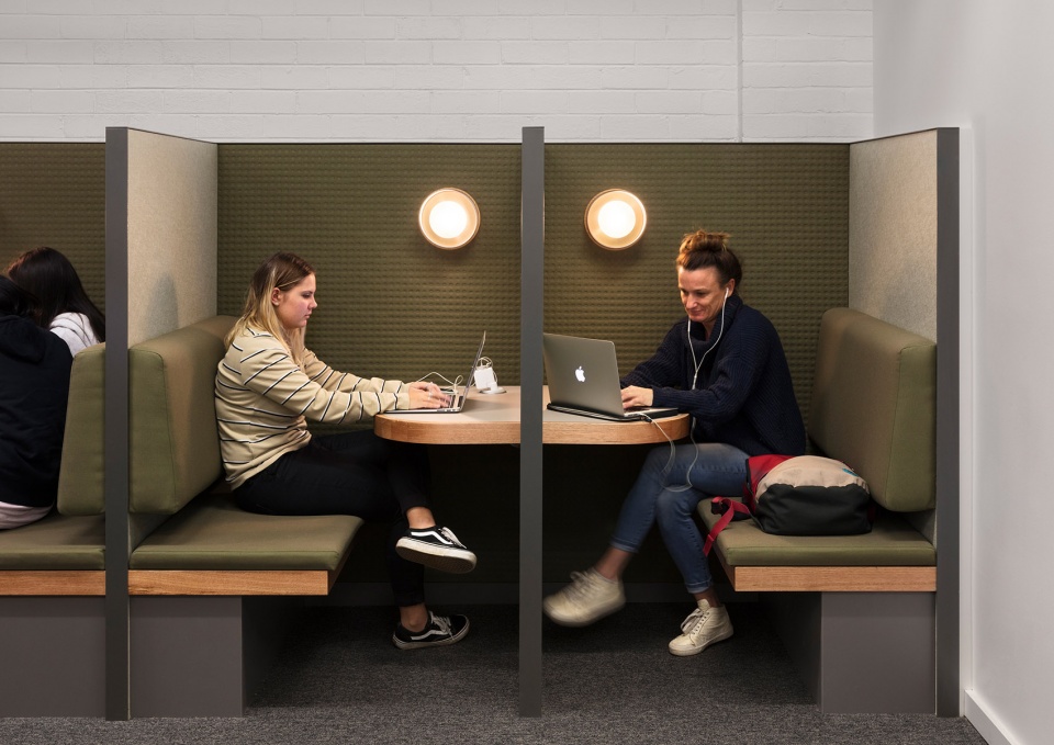 victoria university building c lecture theatres australia by designinc