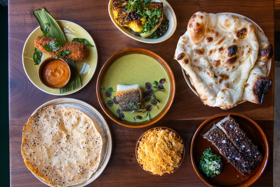 Rupee restaurant by Heliotrope Architects