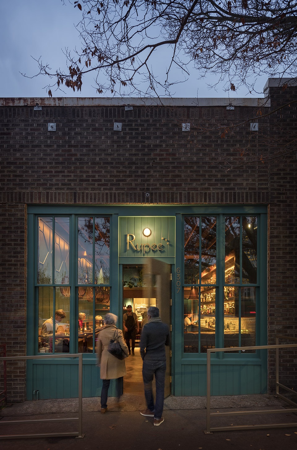 Rupee restaurant by Heliotrope Architects