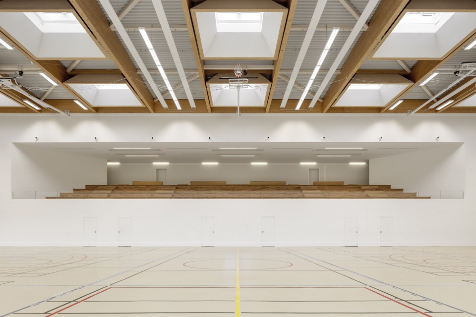 gymnasium villepreux by jolyloiret 1