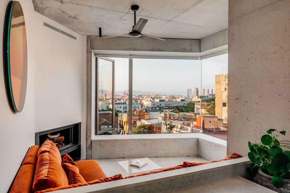 the shoebox by barbara appolloni arquitecta