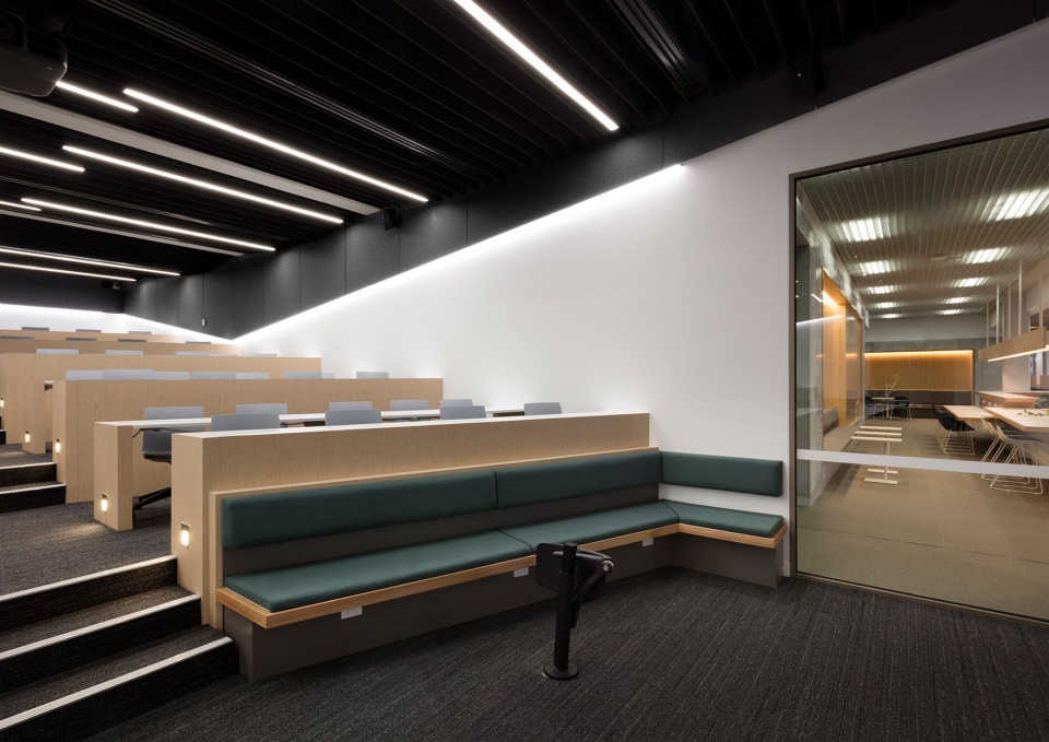 victoria university building c lecture theatres australia by designinc