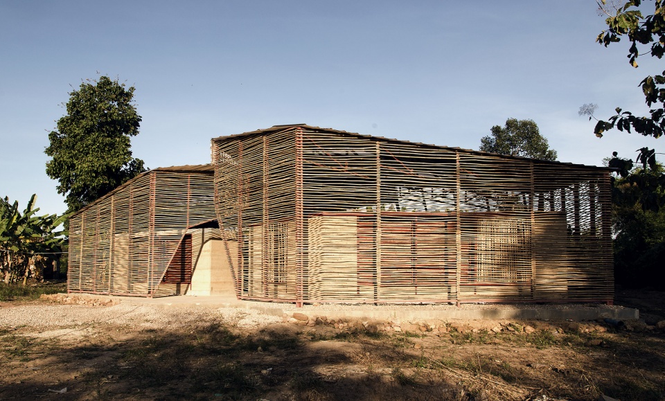 mae ku learning center by estudio cavernas orbe architecture