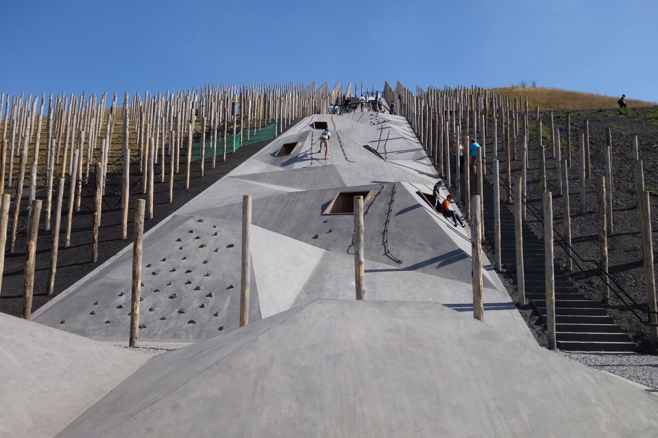 Speellandschap be MINE Beringen by Carve Omgeving and Krinkels