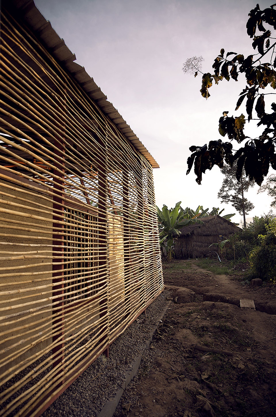 mae ku learning center by estudio cavernas orbe architecture