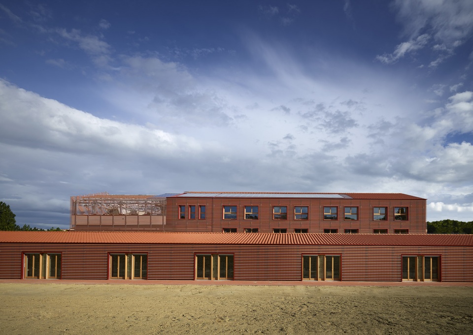 Recovery of an ex furnace by Pietro Carlo Pellegrini Architetto