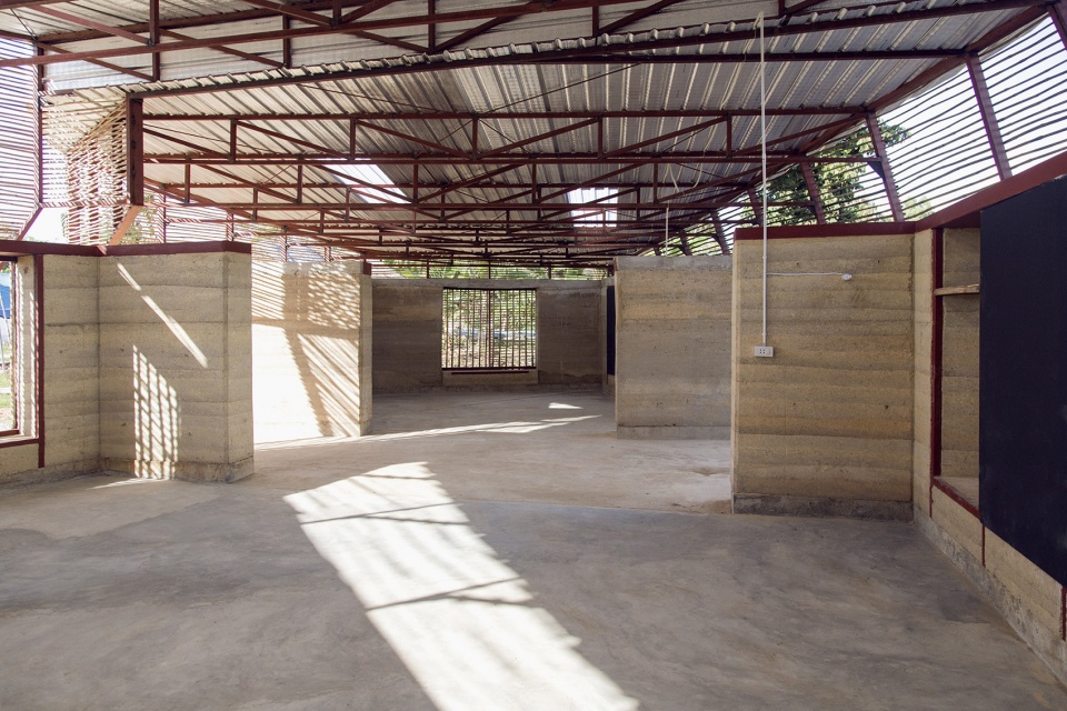 mae ku learning center by estudio cavernas orbe architecture