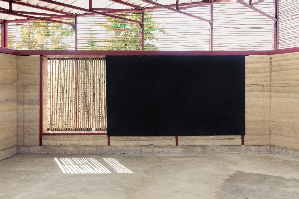mae ku learning center by estudio cavernas orbe architecture