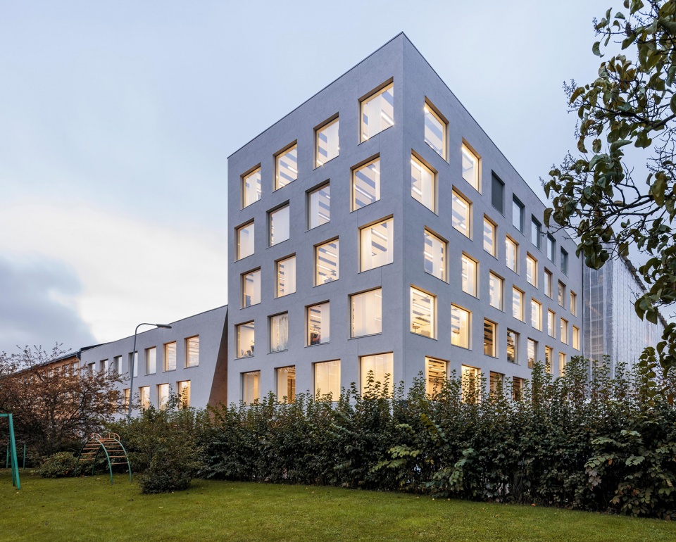 op financial group headquarters by jkmm architects