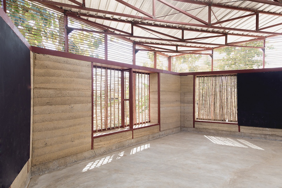 mae ku learning center by estudio cavernas orbe architecture