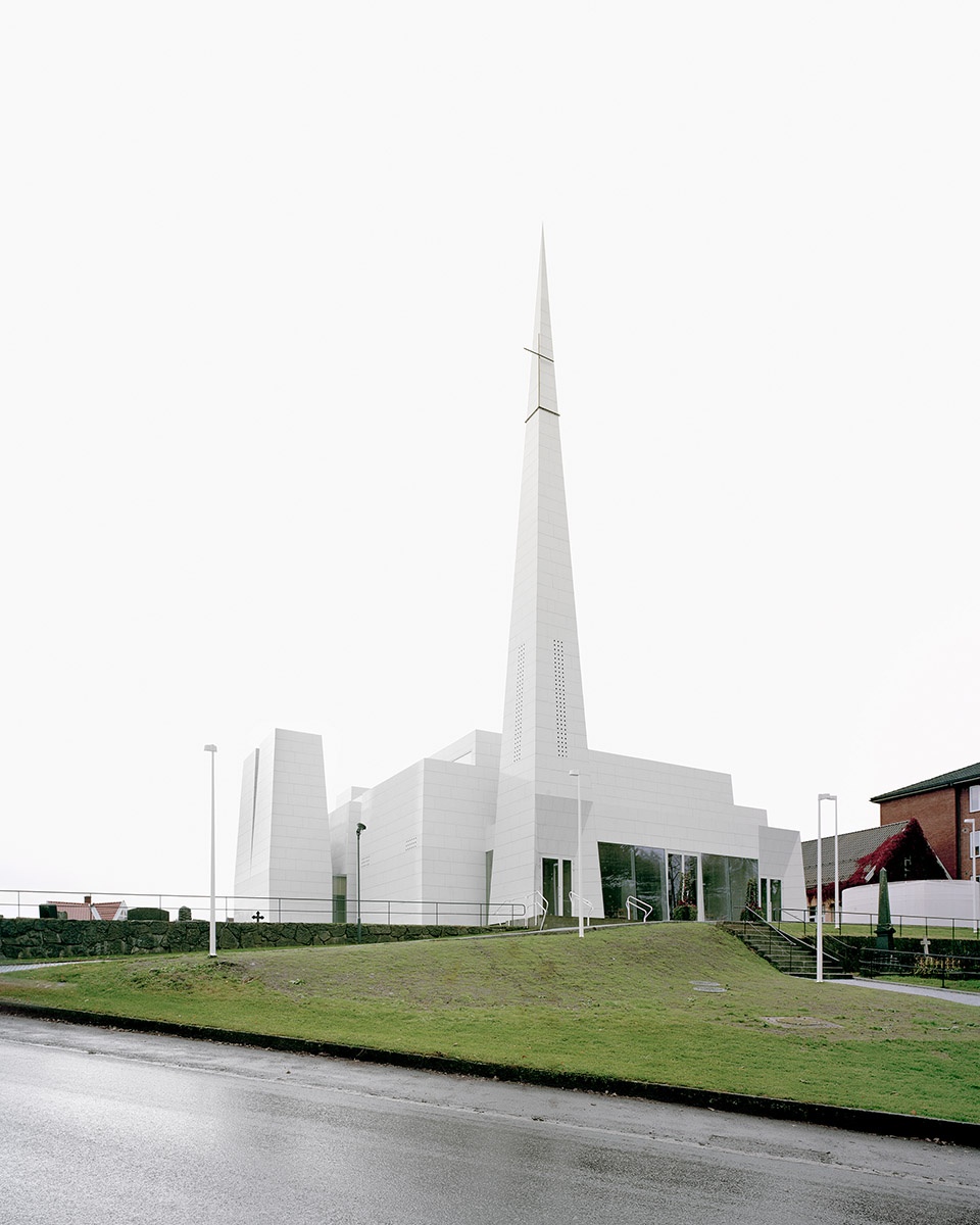 porsgrunn church by espen surnevik