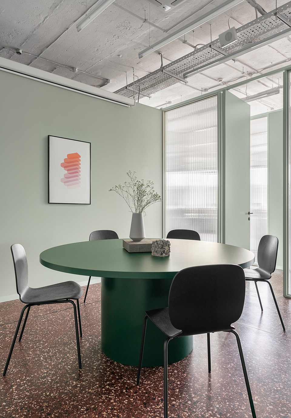 kovalska office space by artem trigubchak lera brumina