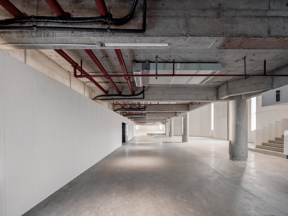 renovation of dongpo theatre china by dianshang design