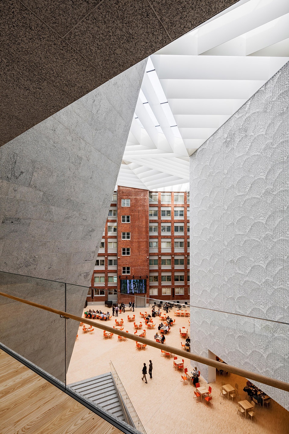 op financial group headquarters by jkmm architects