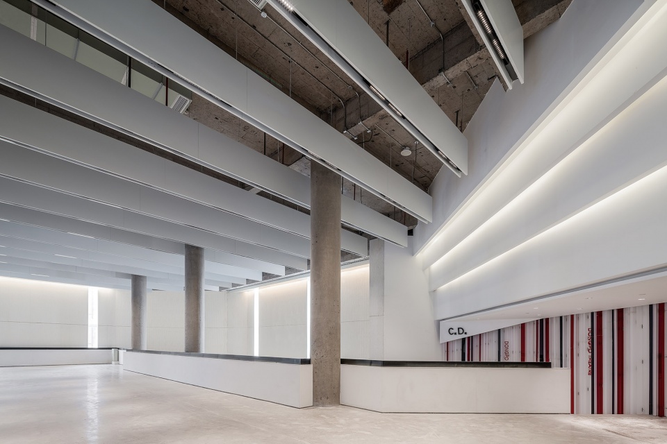 renovation of dongpo theatre china by dianshang design