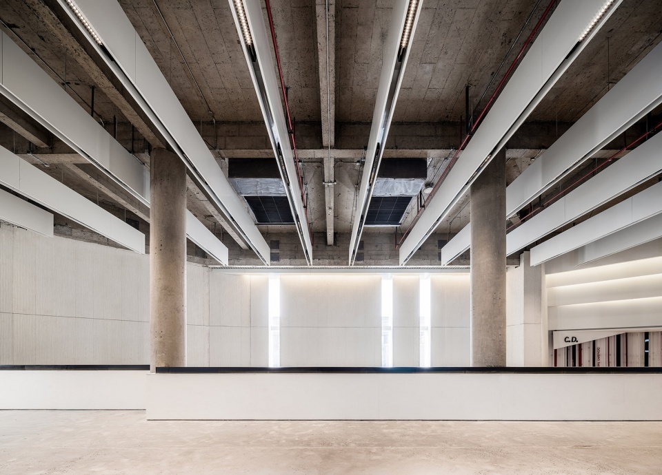 renovation of dongpo theatre china by dianshang design