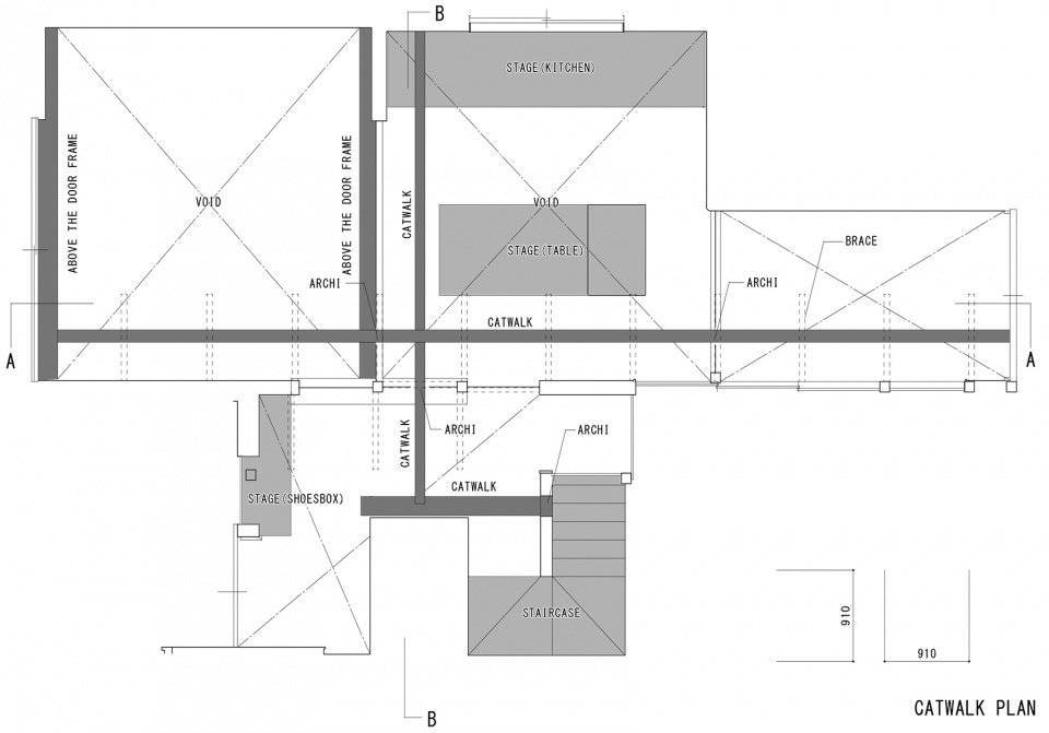 the anti earthquake reinforcing catwalk house by hitotomori architects