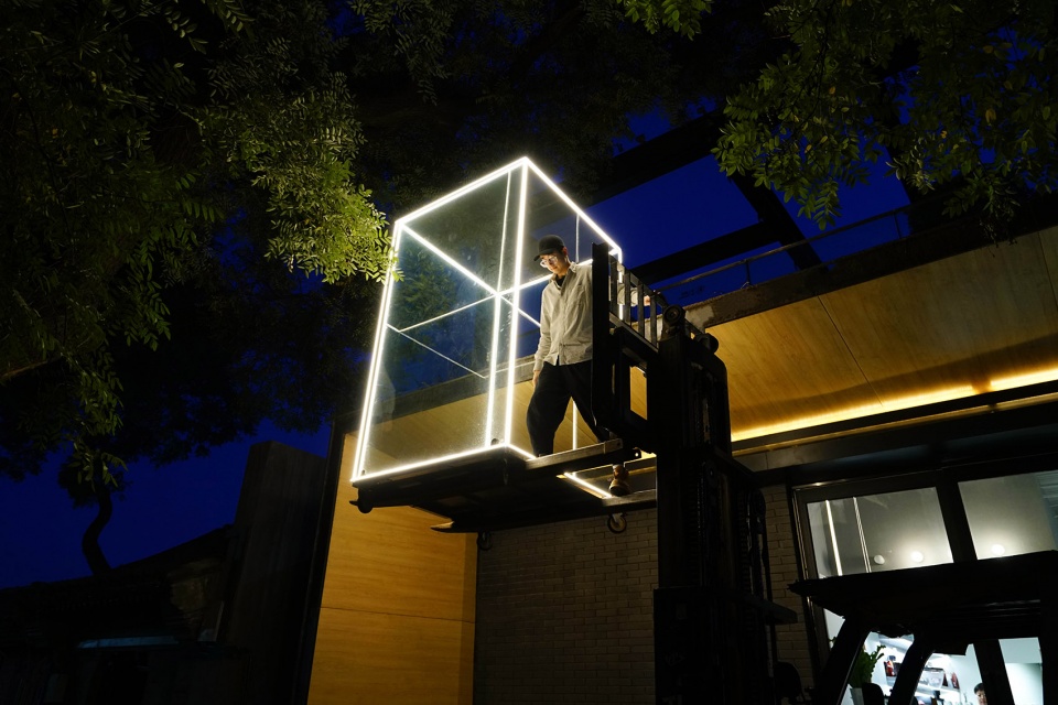 transparent hutong installation china by daga architects