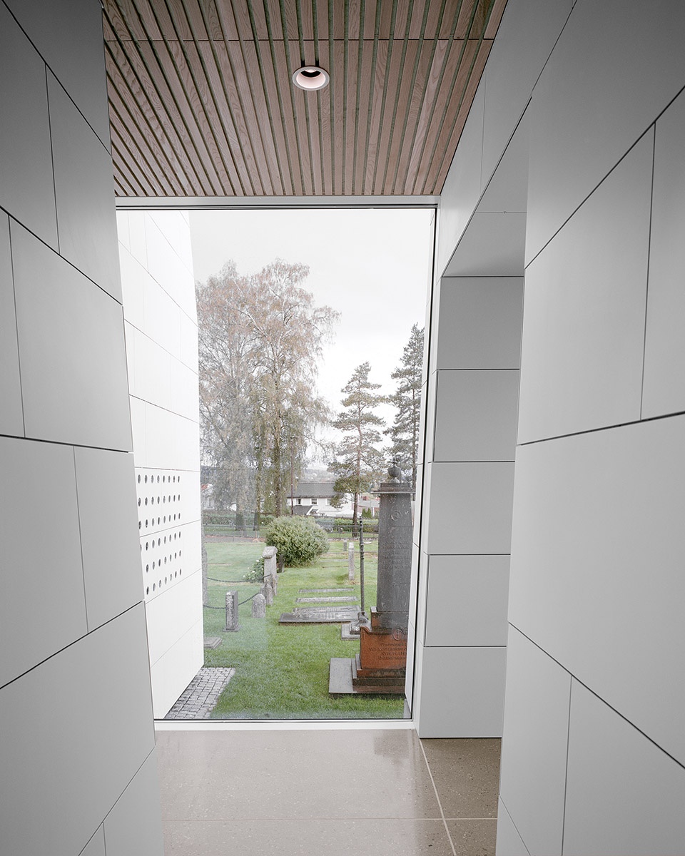 porsgrunn church by espen surnevik