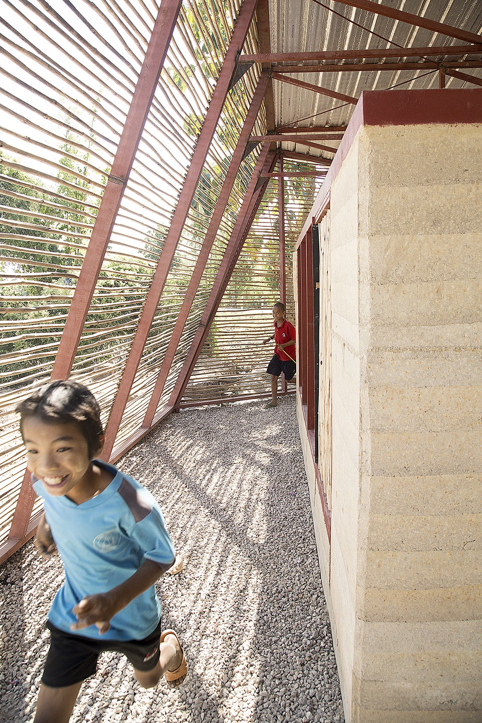 mae ku learning center by estudio cavernas orbe architecture