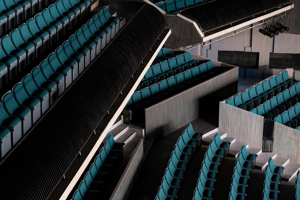 renovation of dongpo theatre china by dianshang design
