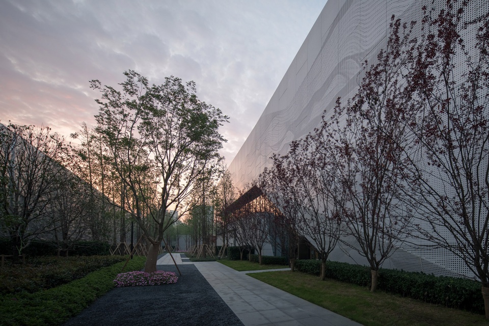 financial city community center china by lacime architects
