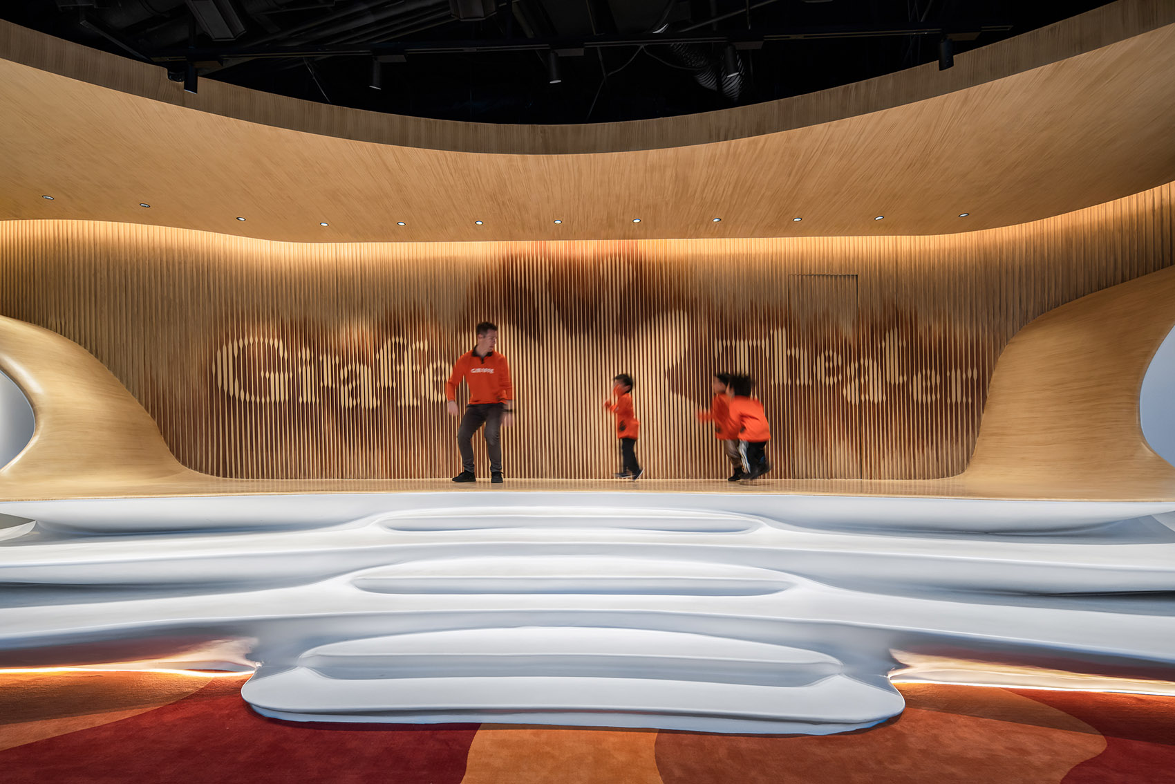 Space Renovation Design for English Giraffe in Qiantan, Shanghai, China ...