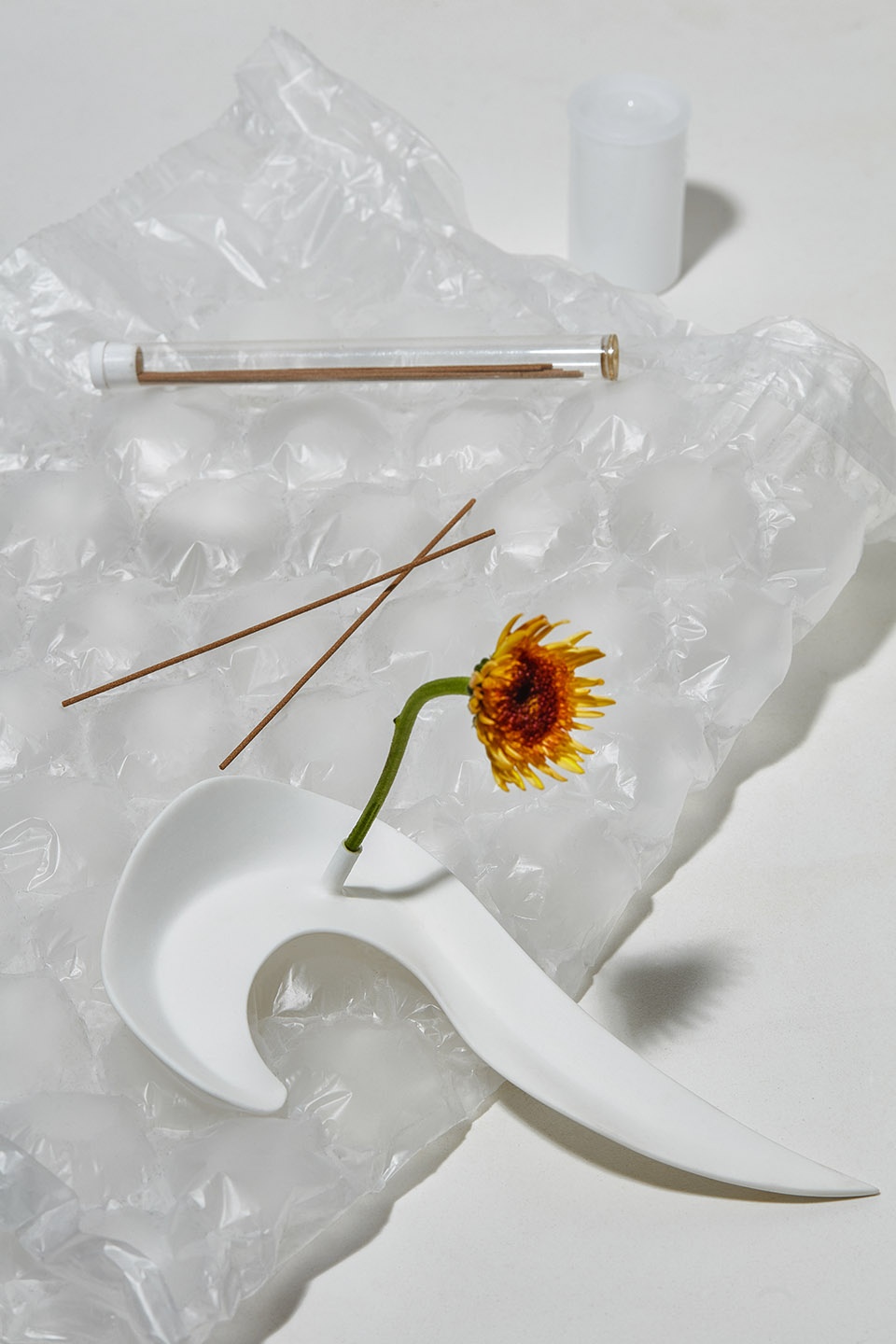 architecture incense holder Mur Mur Lab