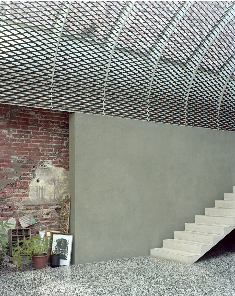 Room in the city Belgium by 51N4E