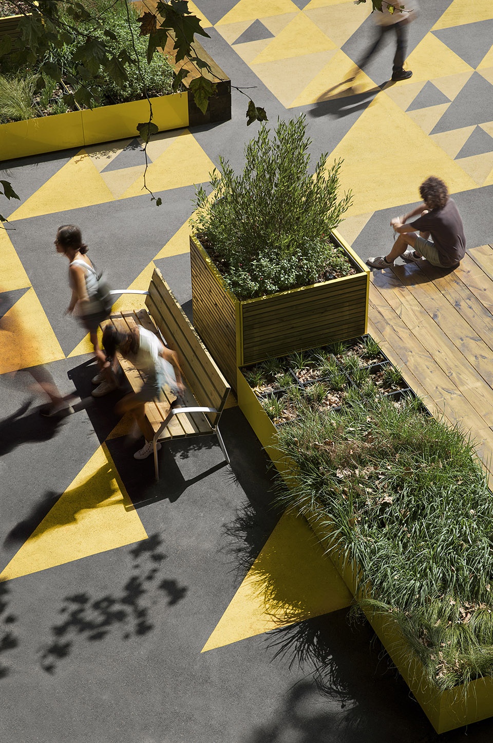 Superblock of Sant Antoni by Leku Studio