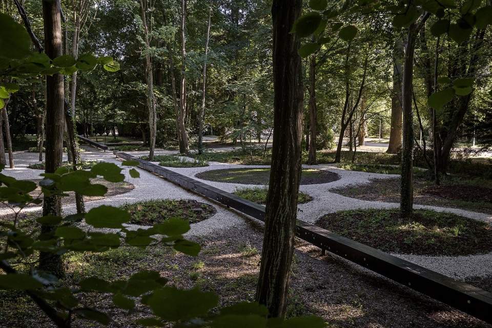 The garden of the third train France by PAYSARCHITECTURES