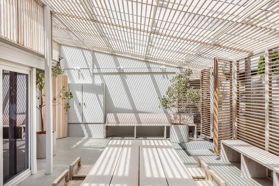 shelter by esoteriko interior architecture
